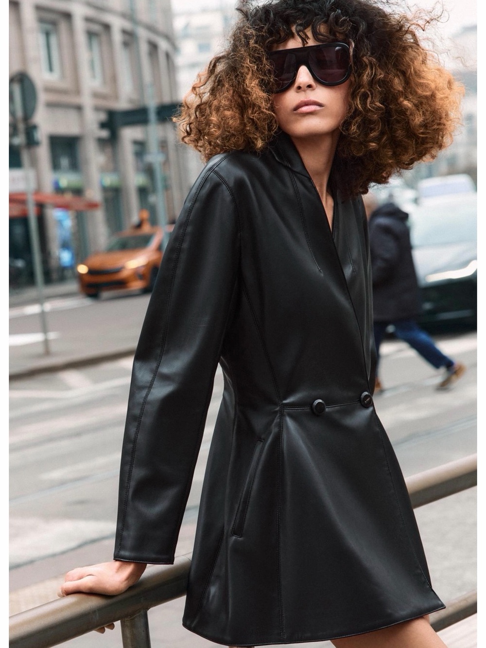 ZARA Black Fitted Faux Leather Blazer – New